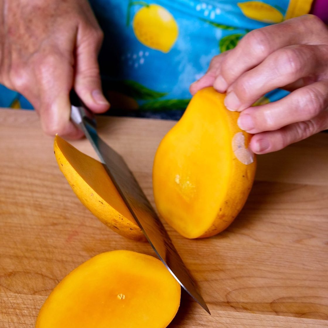 How to cut a mango mia s cucina